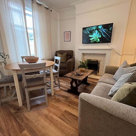 2025 Award Winner Liverpool Ivy House - 4 Bedrooms エクステリア 写真