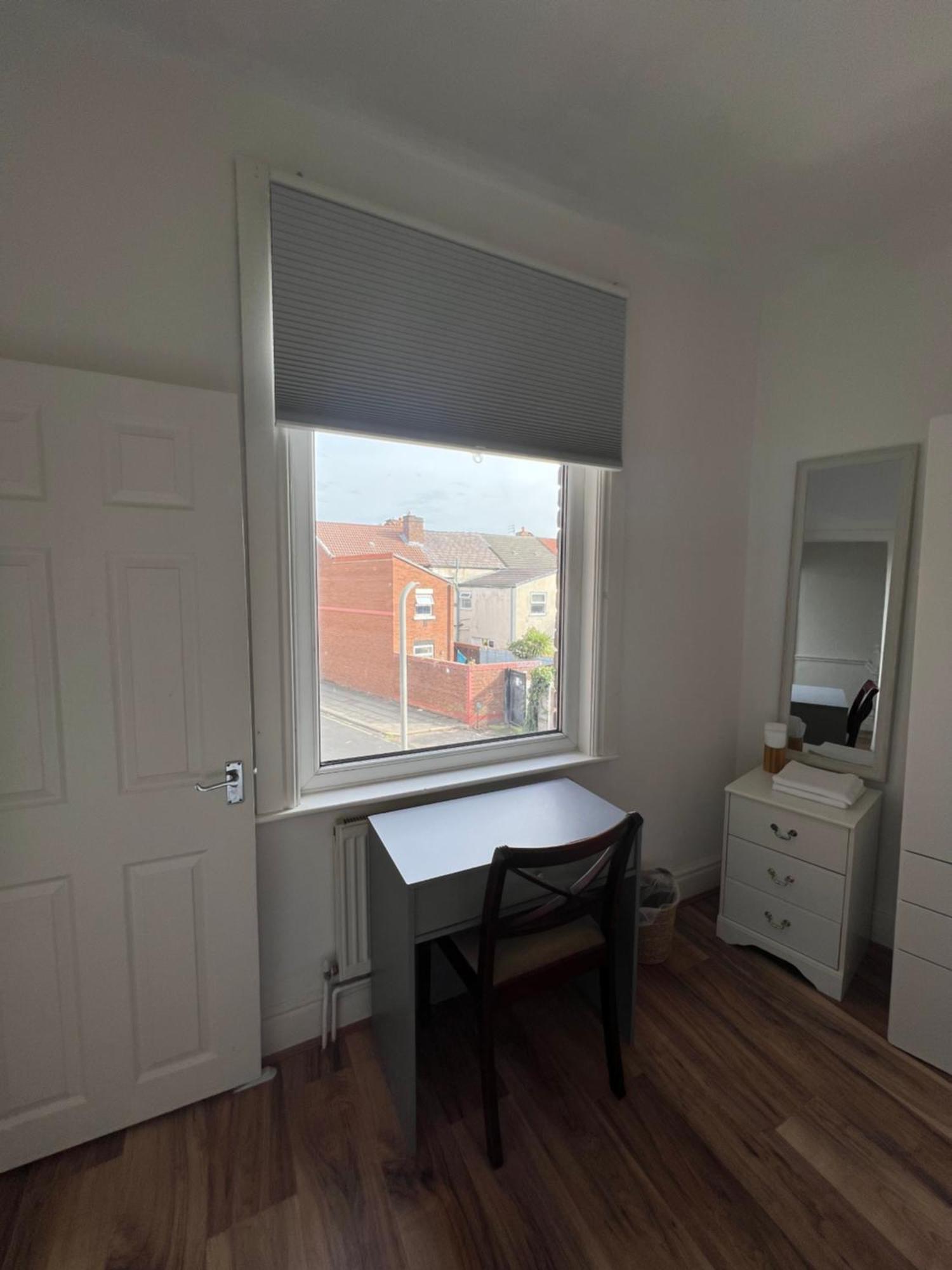 2025 Award Winner Liverpool Ivy House - 4 Bedrooms エクステリア 写真