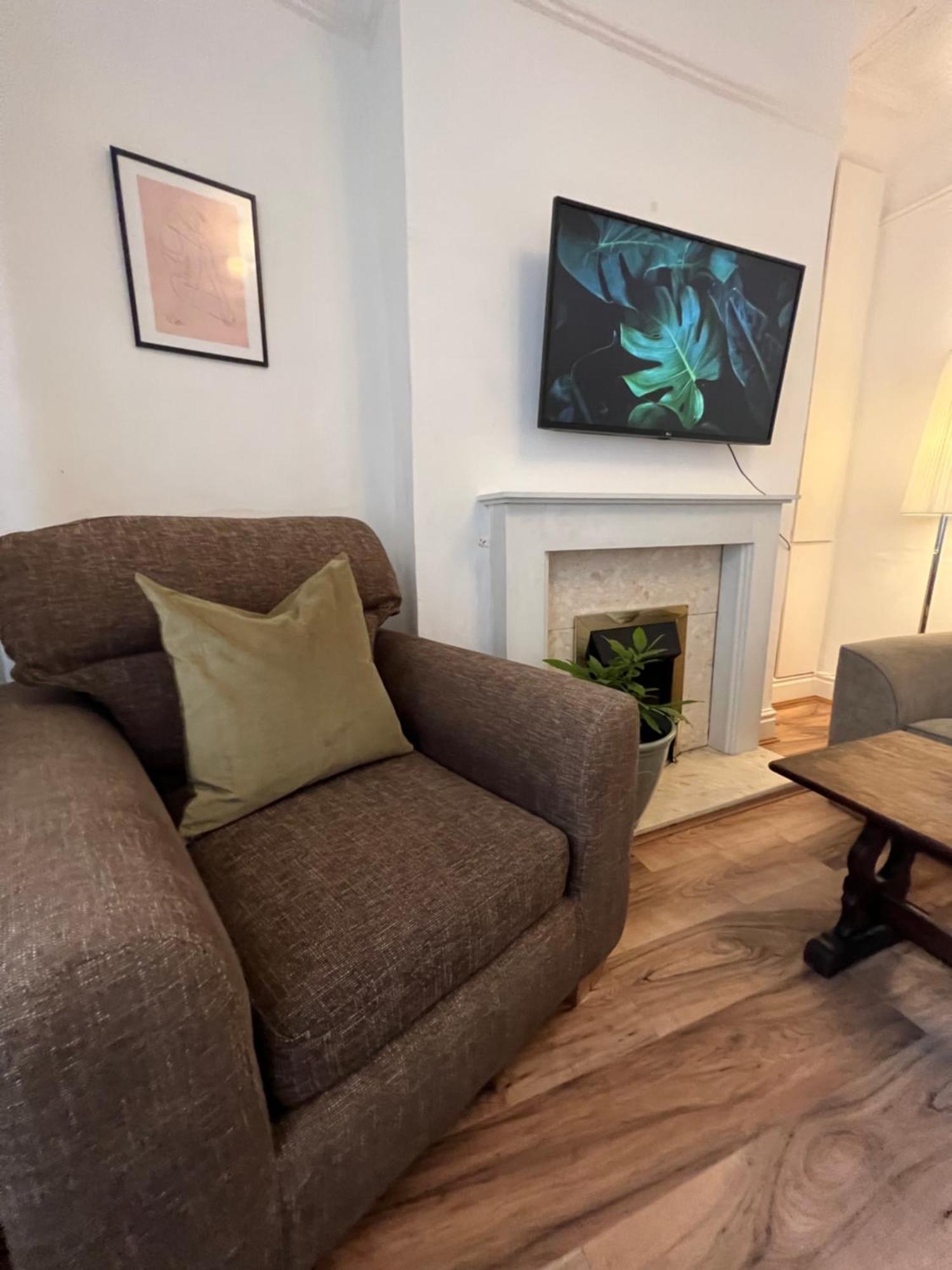 2025 Award Winner Liverpool Ivy House - 4 Bedrooms エクステリア 写真