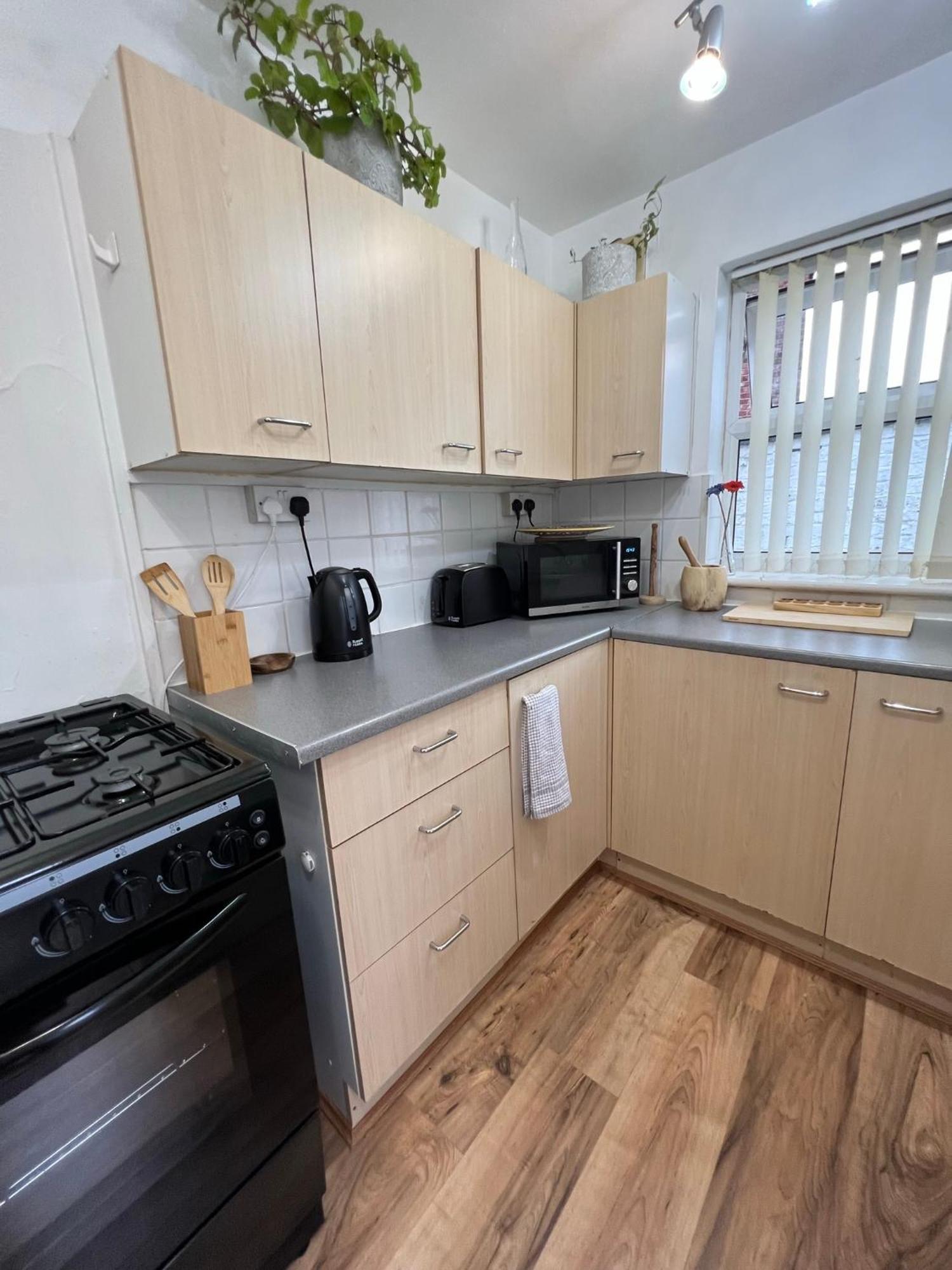2025 Award Winner Liverpool Ivy House - 4 Bedrooms エクステリア 写真