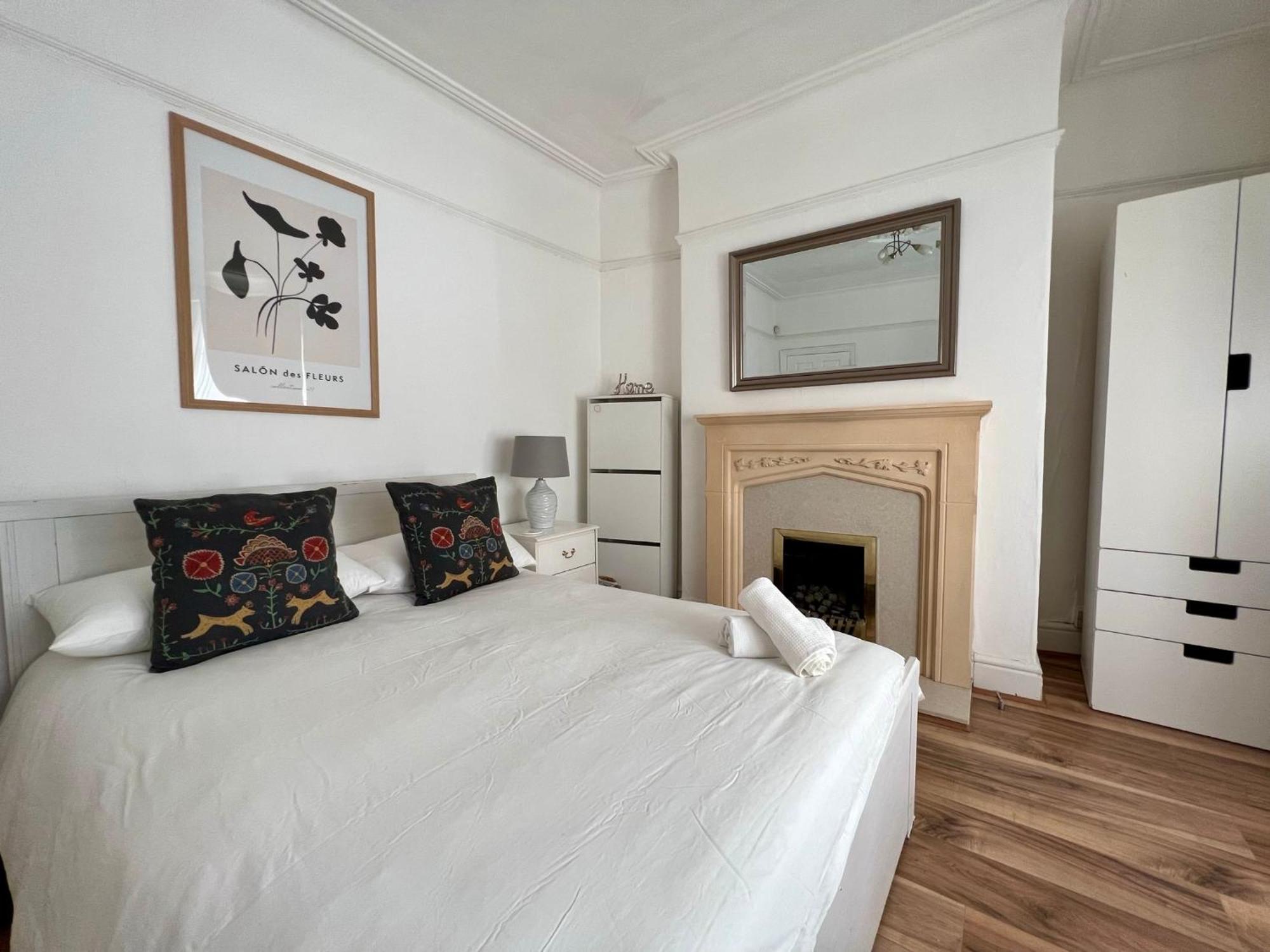 2025 Award Winner Liverpool Ivy House - 4 Bedrooms エクステリア 写真