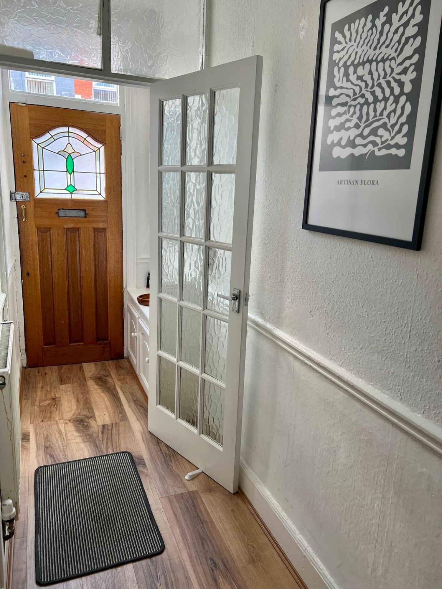 2025 Award Winner Liverpool Ivy House - 4 Bedrooms エクステリア 写真