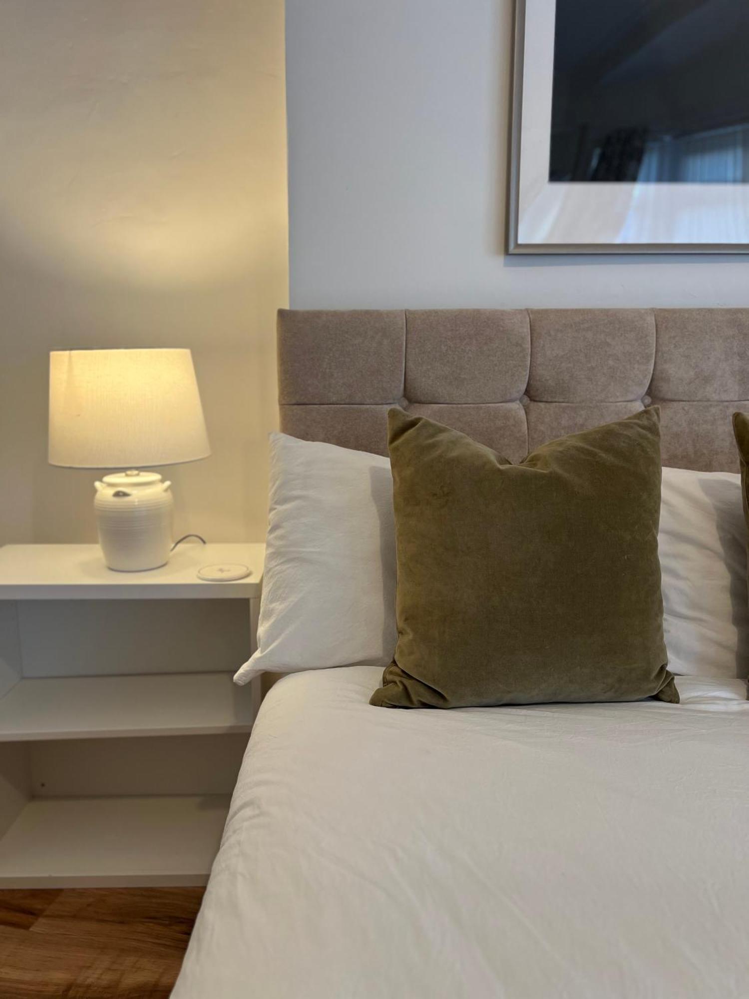 2025 Award Winner Liverpool Ivy House - 4 Bedrooms エクステリア 写真